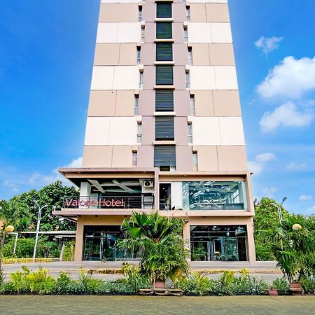 Collection O The Edge Apartement Baros By Bobo In Cimahi Exterior photo